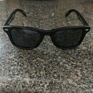 Polarized Foster Grant